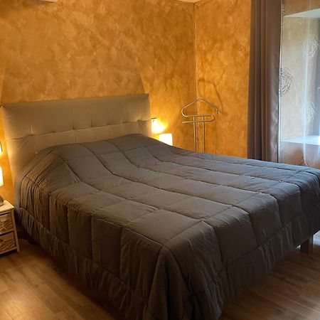 Chambre D'Hotes Cadravals Belcastel Aveyron Exterior photo